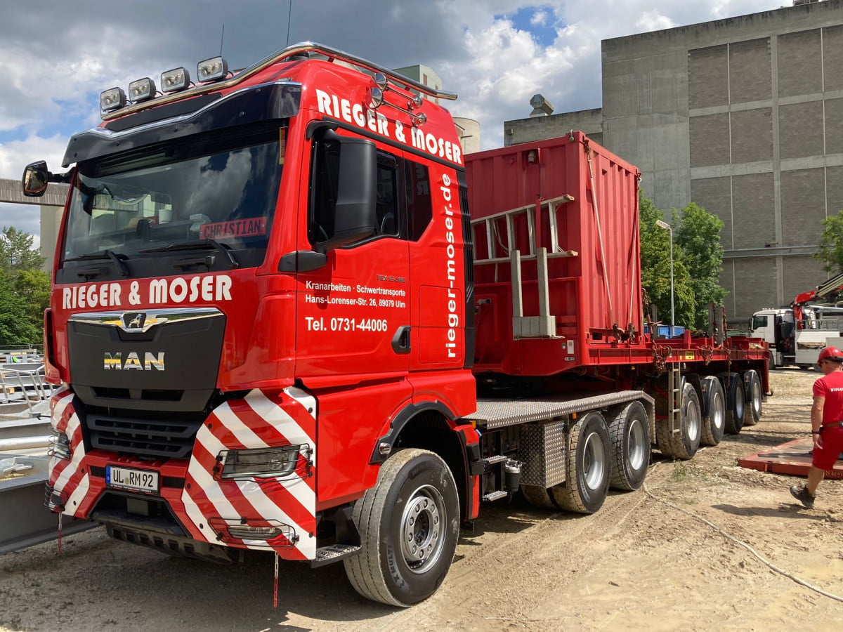 [Translate to English:] spezialtransport